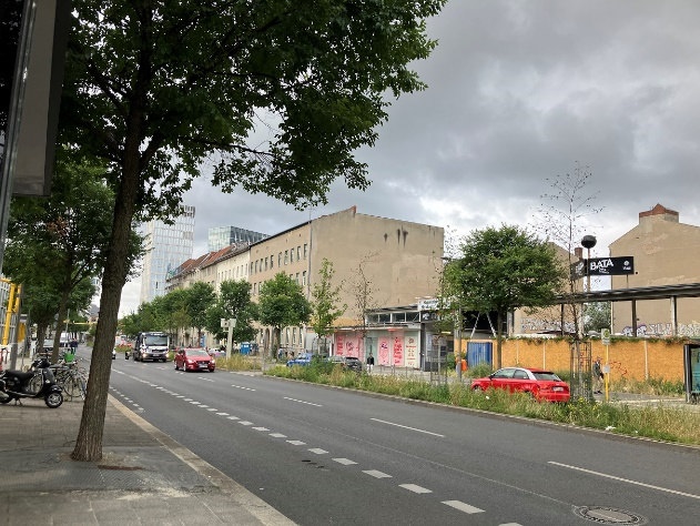 Werbefläche_Haus_entfernt Foto der Werbefläche von weiterer Entfernung